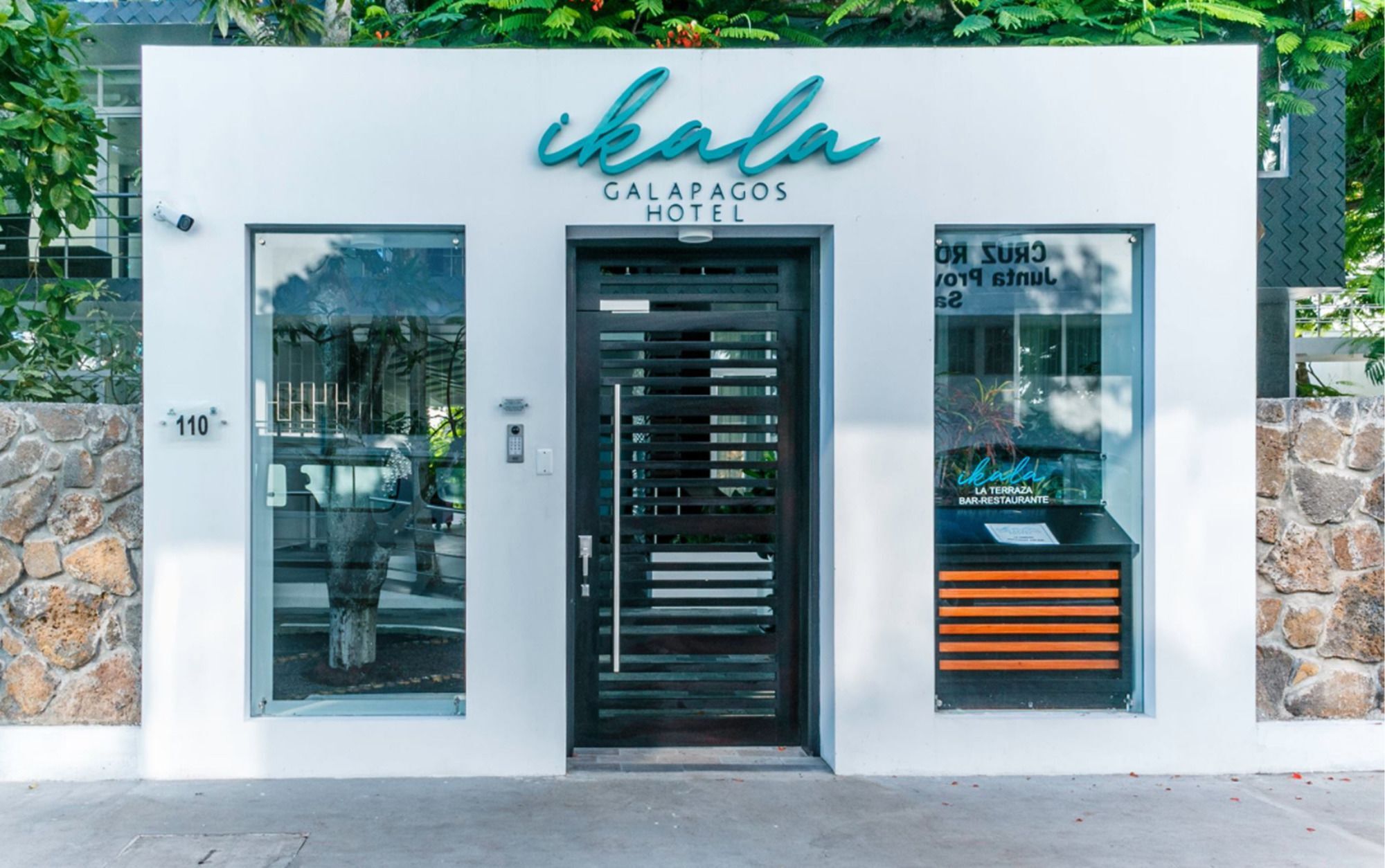Ikala Galapagos Hotel Puerto Ayora  Exterior foto